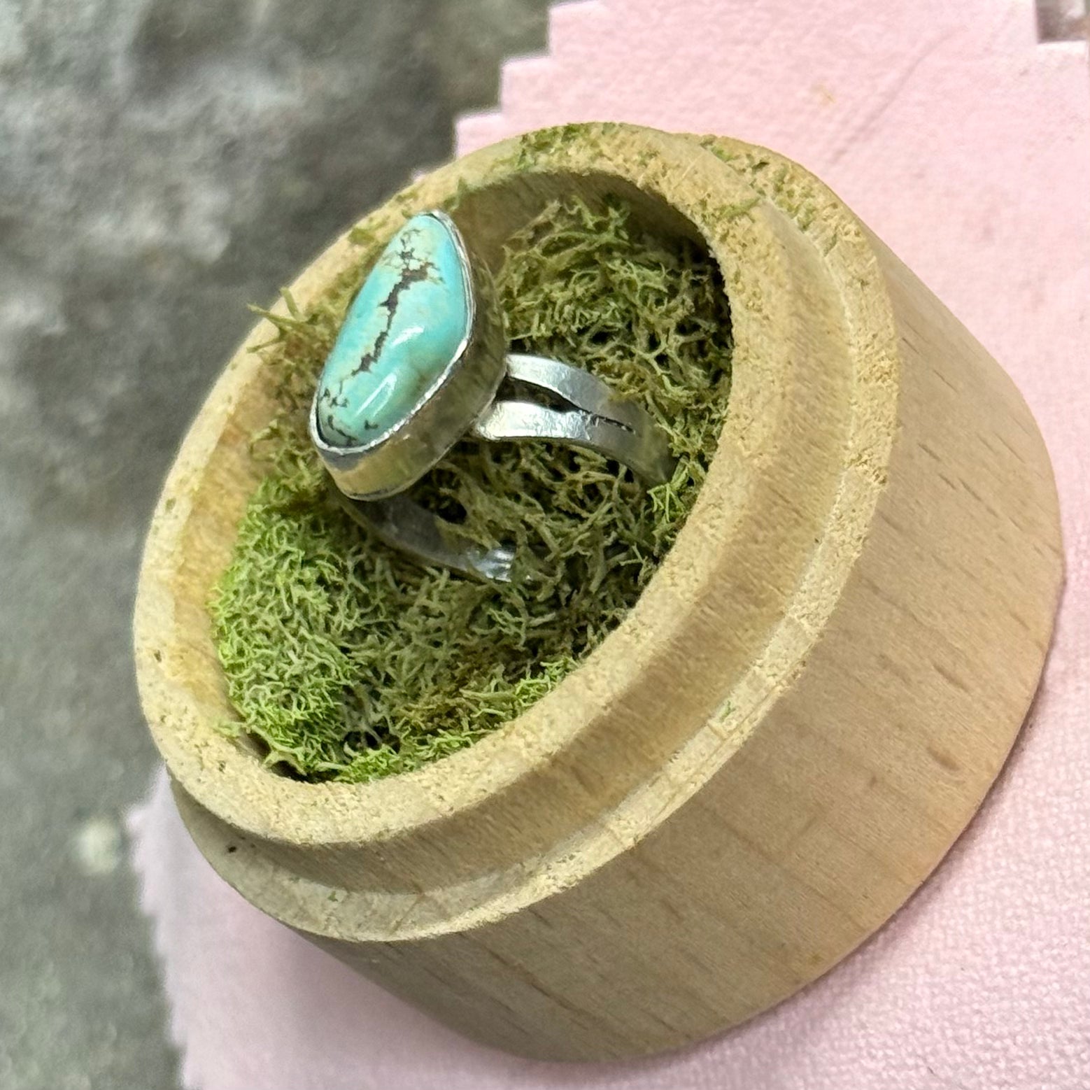 Royston Ribbon Ring